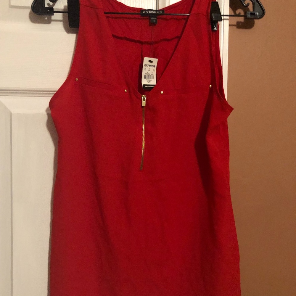 New with tag Express sleeveless v neck top with front zipper size S